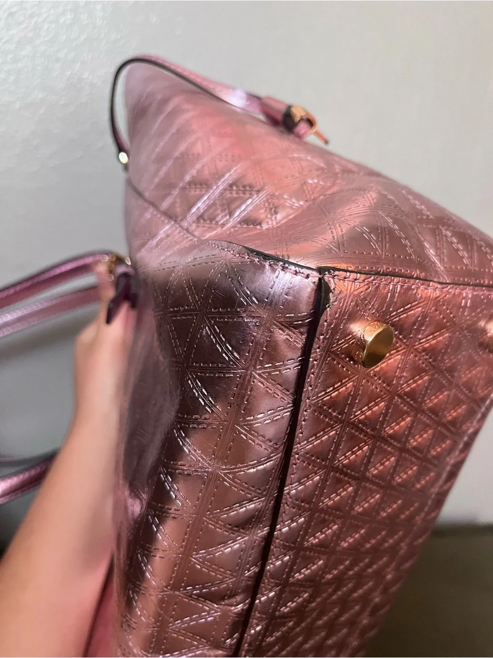 Michael Kors Metallic Rose Pink voyager Quilted Tote - Picture 14 of 17